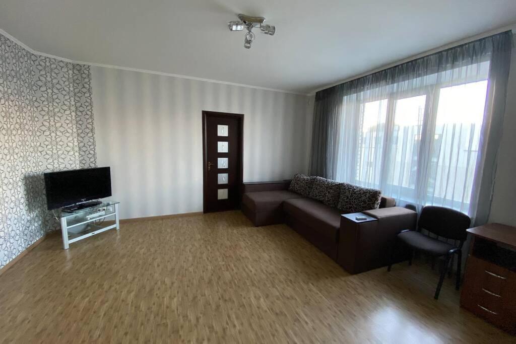 Podillia Modern Apartment Vinnytsja Buitenkant foto